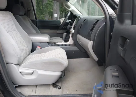 2011 Toyota Tundra Grade 5.7L V8 from USA, damaged, VIN 5TFRY5F17BX106937